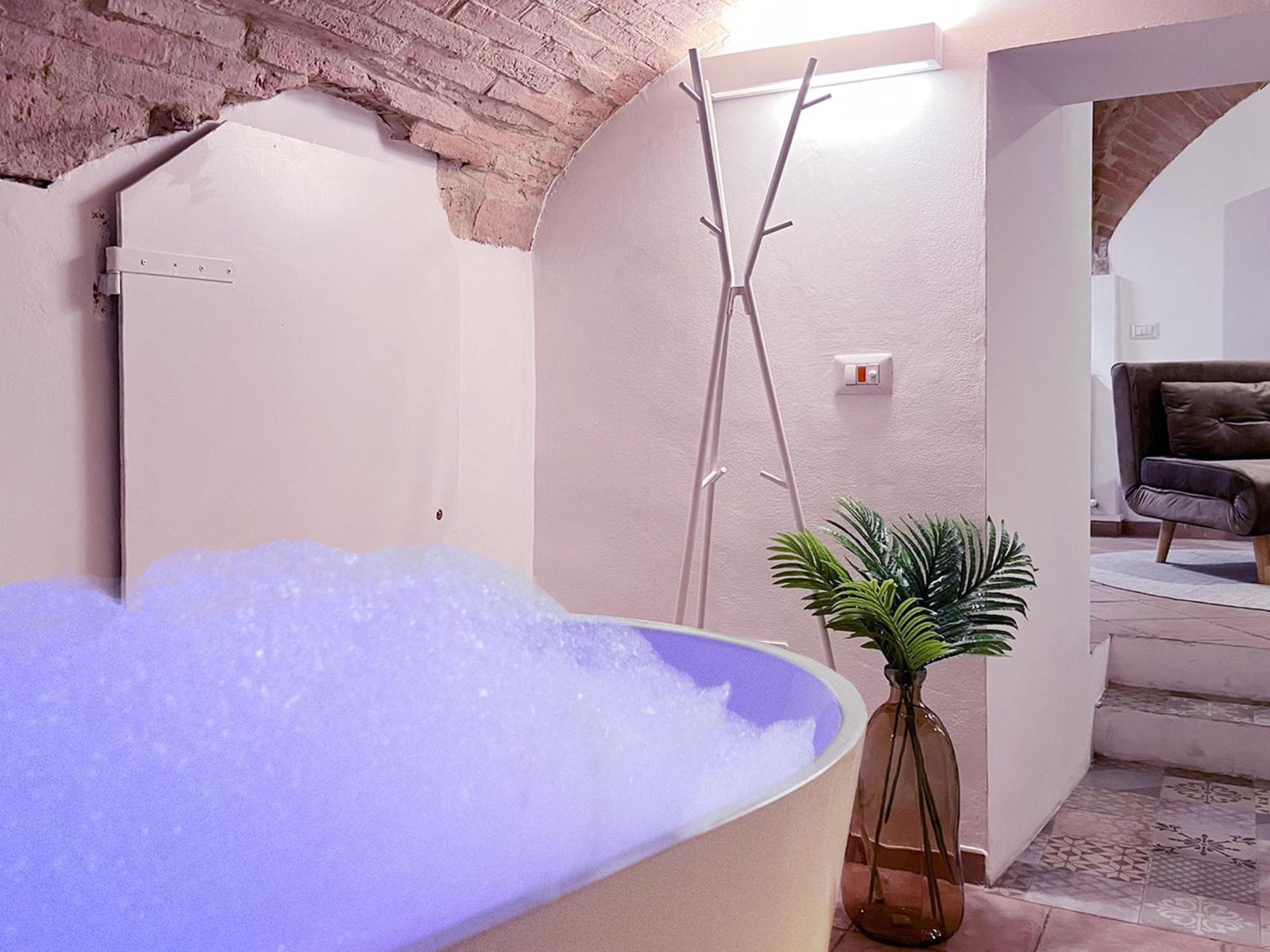 Medieval Flat With Whirlpool Bath Перуджа Екстер'єр фото
